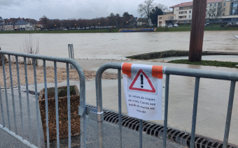 Accès interdit le long des berges de la Marne